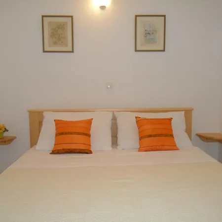 Ruzica Guest house 3*
