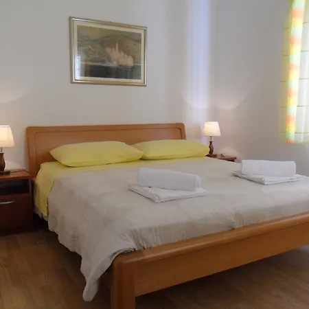 Ruzica 3* Trogir