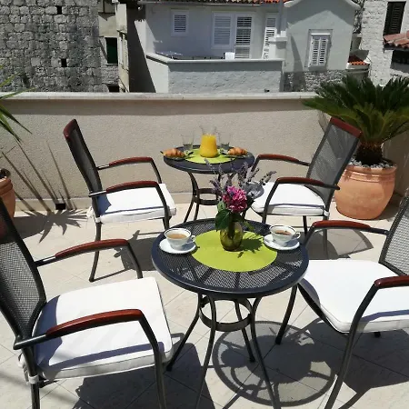 Guest house Ruzica Trogir