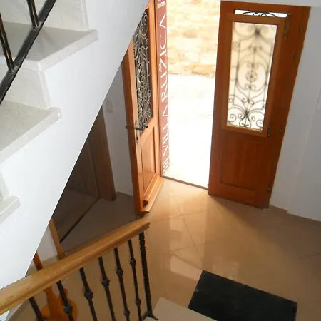 Ruzica בית הארחה