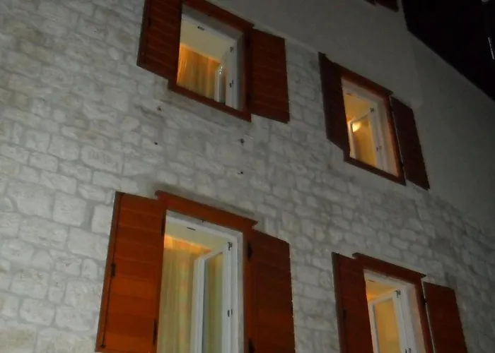 Ruzica Pensionat 3*